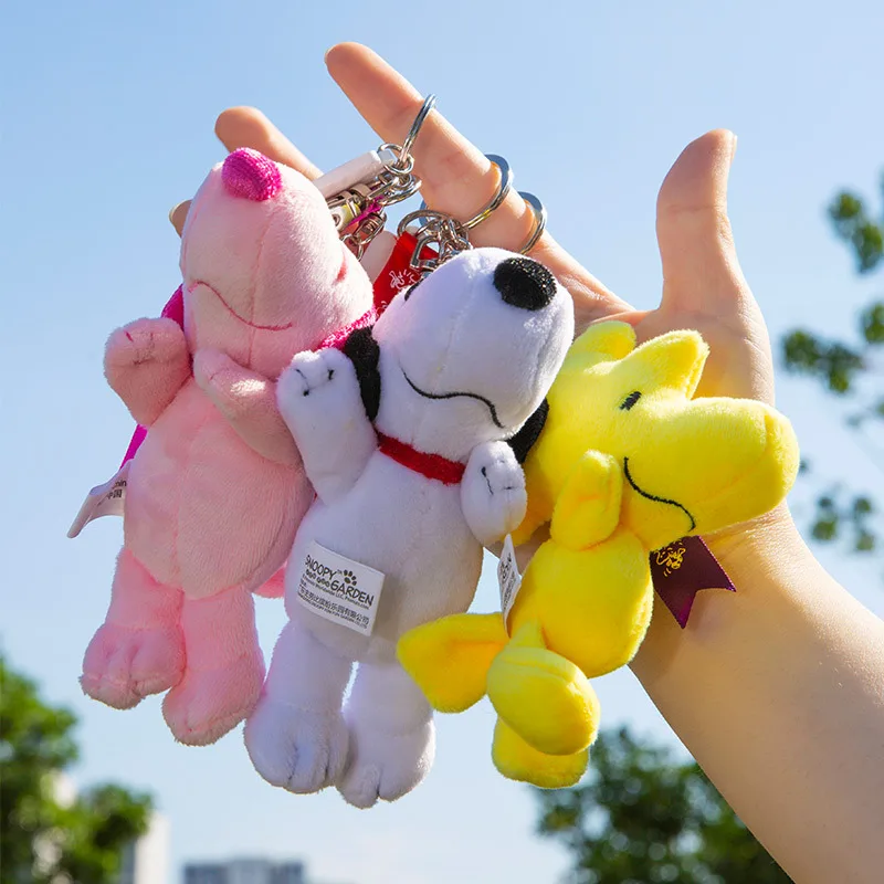 

Kawaii Snoopyed Spike Plush Keychain Cartoon Boys and Girls Cute Bag Accessories Pendant Car Keychain Decoration Gift