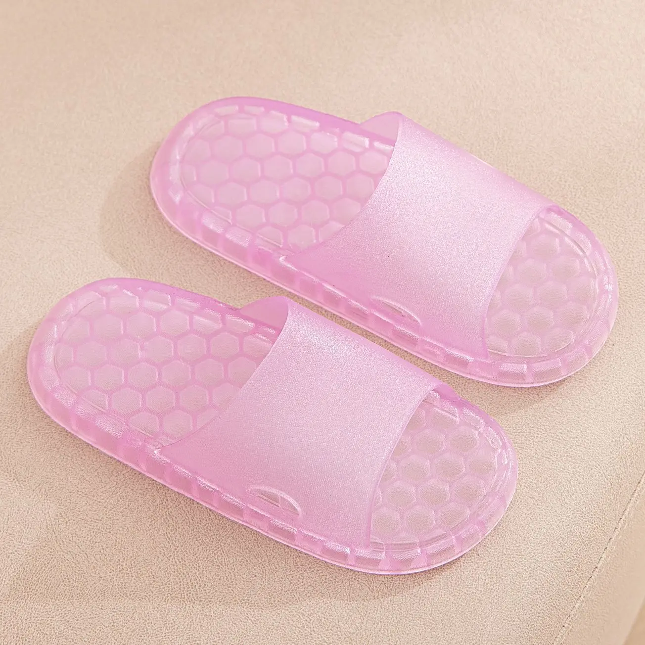 Рисунок 4 - Тапки летние однотонные Симпатичные