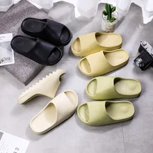Sandal Luar Ruangan Pantai Musim Panas Sepatu Platform Selip Wanita Flat Wanita 2022 Sandal Fashion Pria Baru Rumah Tangga Dalam Ruangan