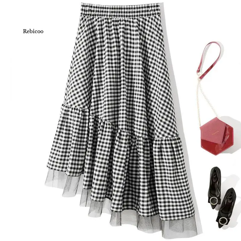 Женская длинная юбка-макси в клетку с высокой талией