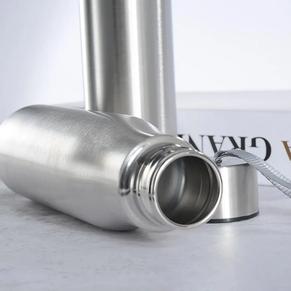 

Portable Water Cup Bottle 500/750ml Stainless Steel Beer Drink with Tote Rope