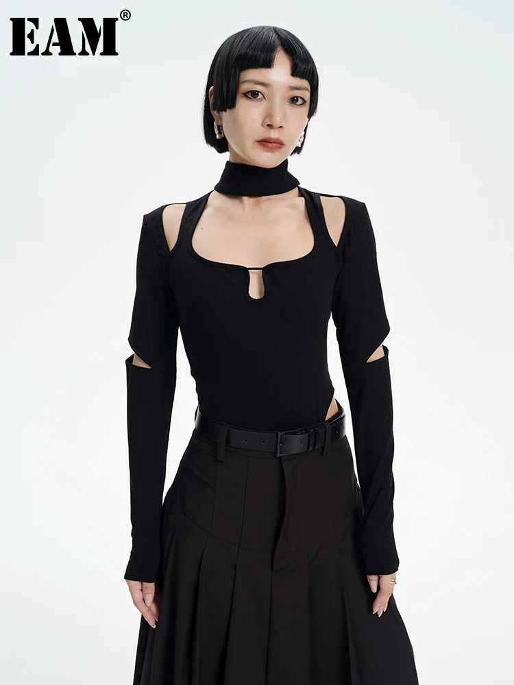 

[EAM] Loose Fit Women Black Cut-out Brief Elegant Bodysuits New High Waist Pocket Fashion Tide Spring Autumn 2023 1DF0757