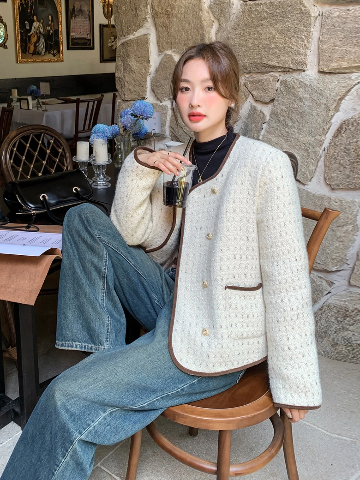 Beige Graceful Short down Outerwear Women 2024 Winter New High Sense Fried Street Thick Loose Top