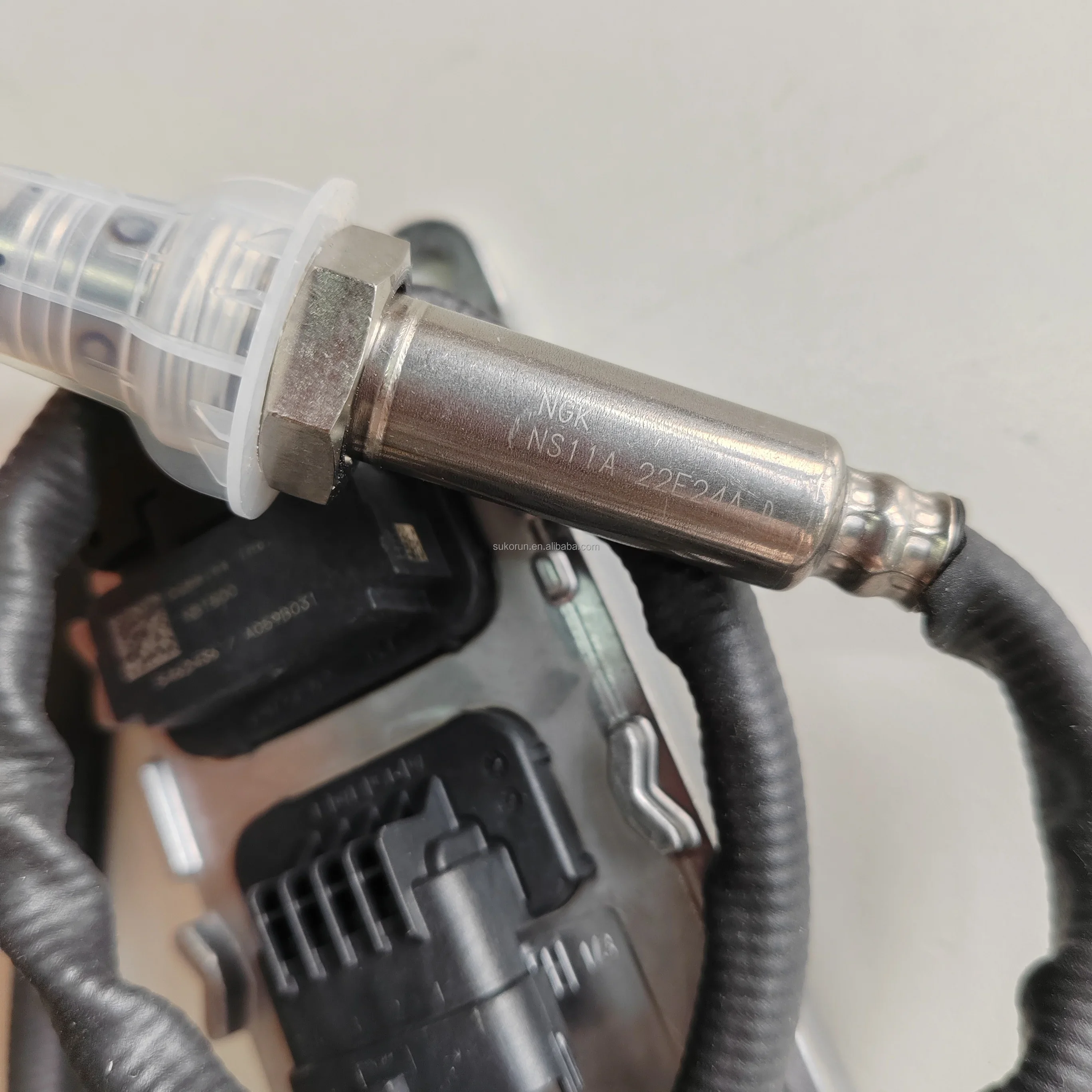 Фото Оригинальный датчик оксида азота 5462436 (замена 2894940) для Continental NOX Sensor 5WK96675A, датчик Uninox 5462436 №4