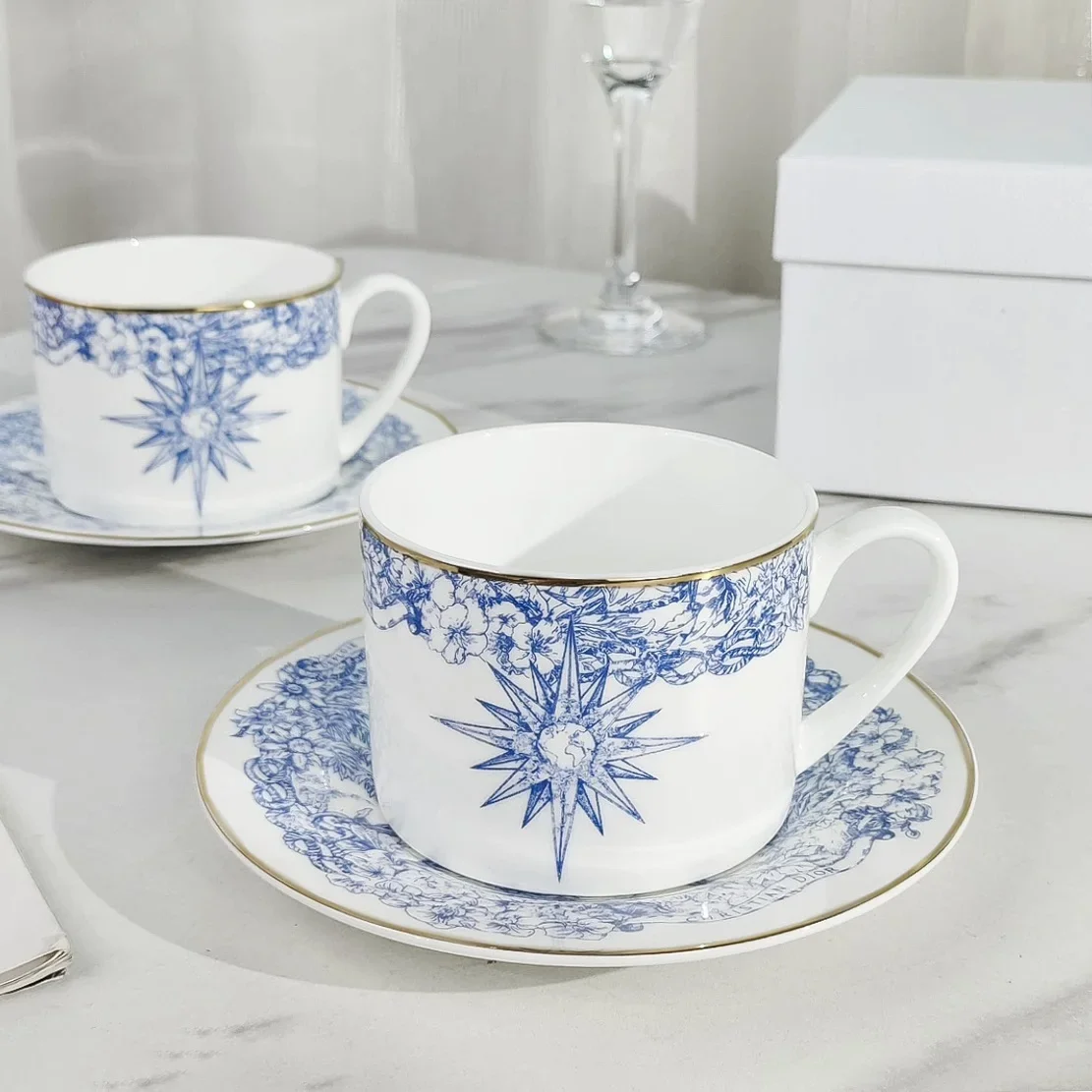 Аутентичная серия фирмы Glücksstern Knochen porсетанская кофта europäische leichte Luxus High-End-Buro