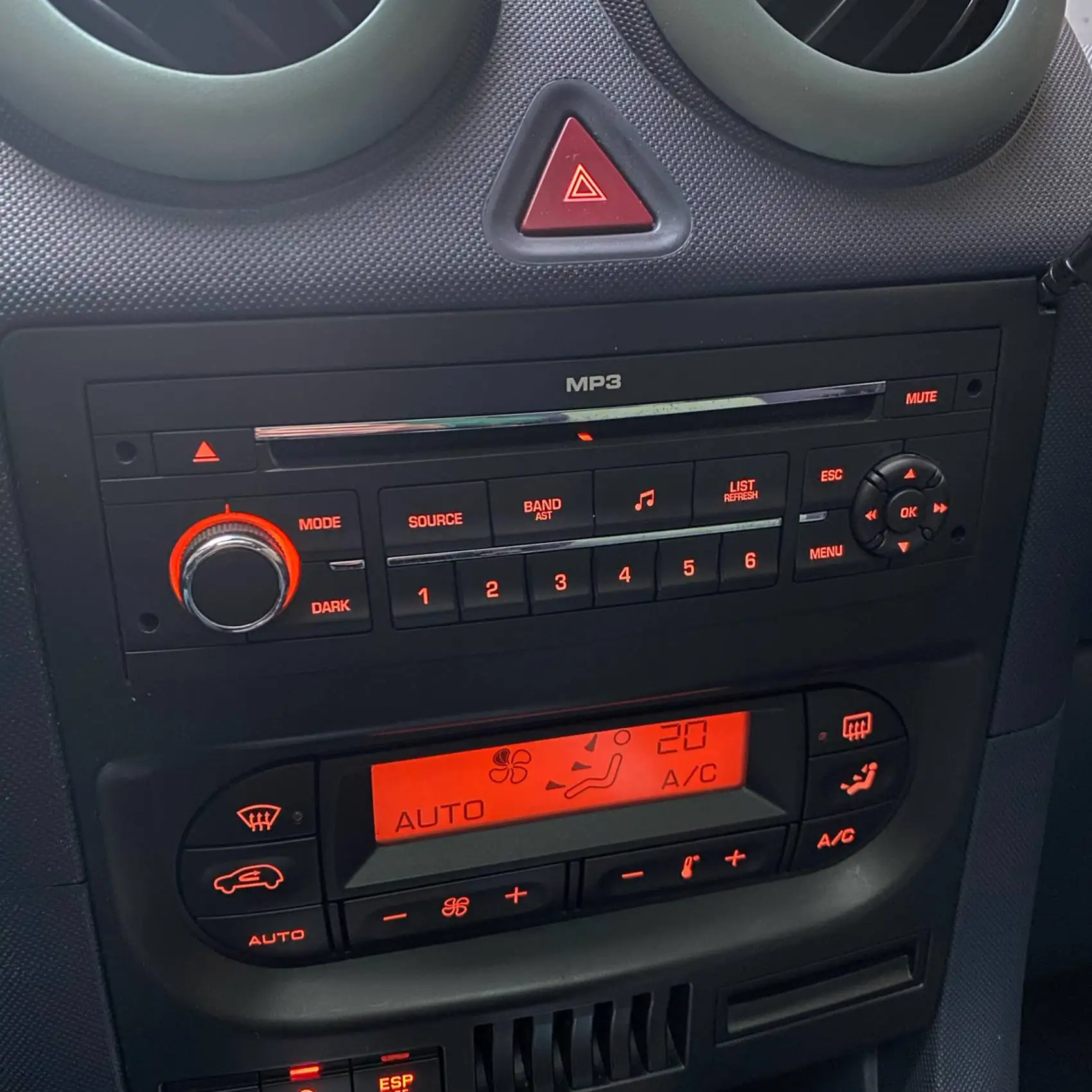 CD-плеер RD43 с функцией USB AUX для 206 207 307 508 C2 C4 C5 C6 вместо плеера RD4