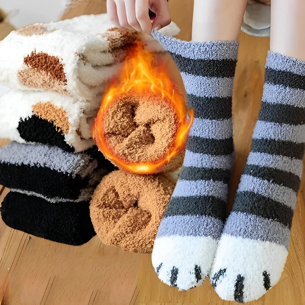 

Plus Velvet Women's Home Coral Fleece Socks Female Lucky Cat Claws Paw Socks Thick Kawaii Warm Winter Cute Sleeping Floor Socks