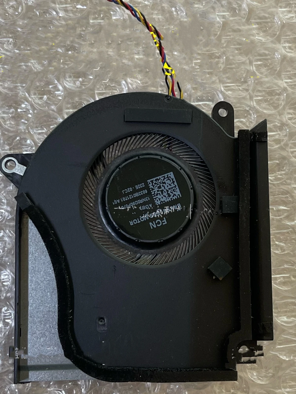 Фото Новый вентилятор для процессора и графического процессора ASUS ROG Strix SCAR 18 2023 G834 G834JZ G834JY G834JZ1398 №2
