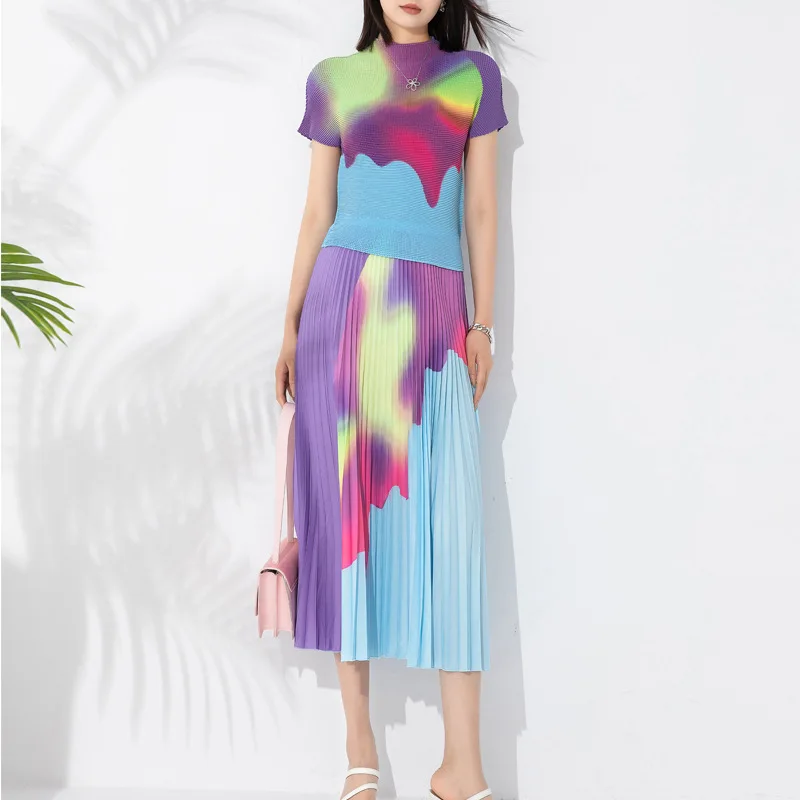 

Miyake Pleated Suit Women Summer New Printed Half Turtleneck Stretch Short Sleeve Top High Waist Skirt Two-Piece Overskirt Suit