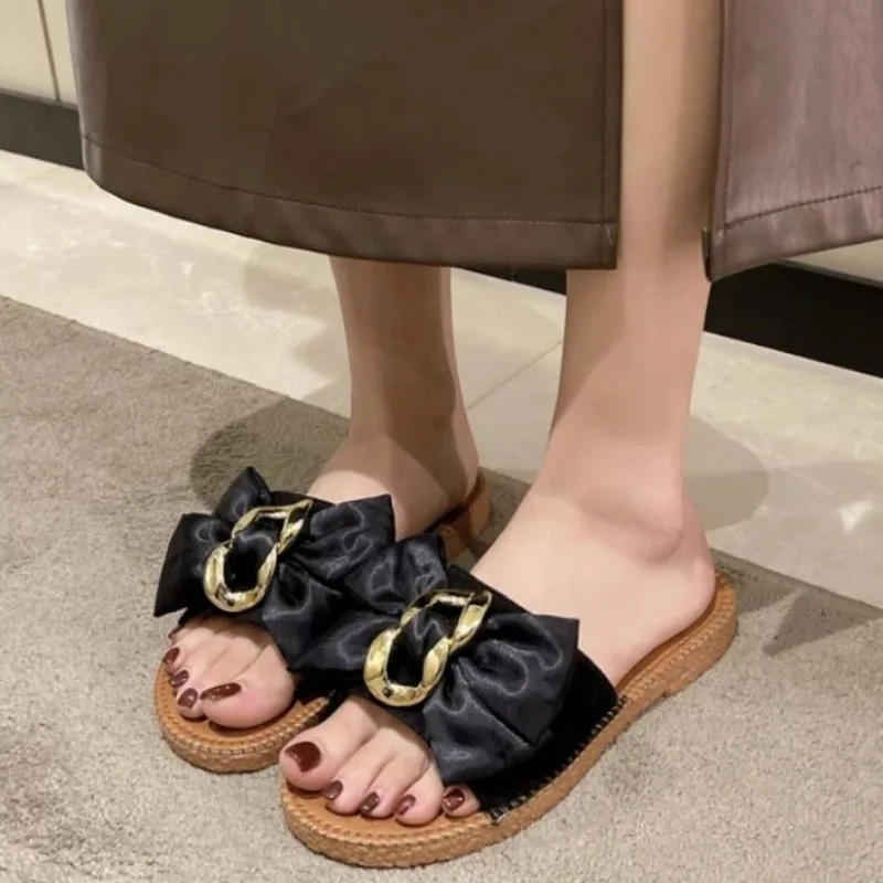 Сандалии женские с металлической пряжкой шлепанцы бантом мягкая подошва