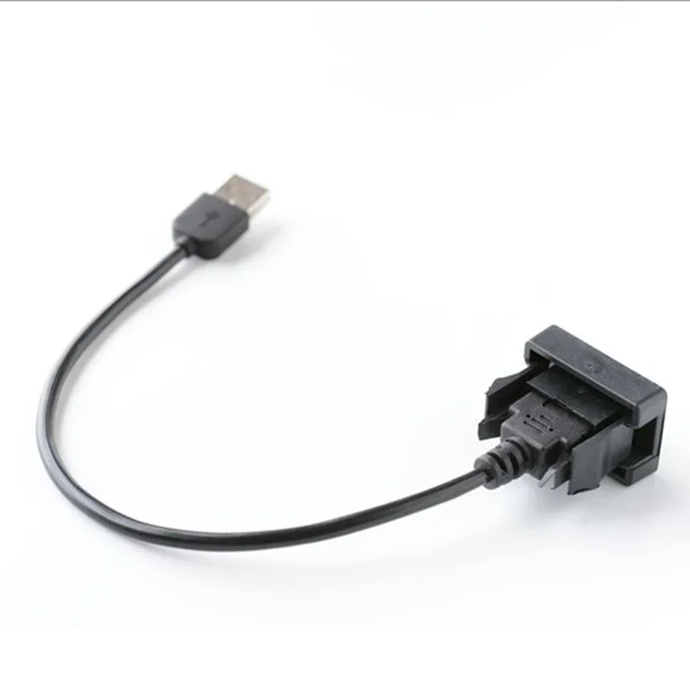 USB-адаптер для зарядки Toyota Corolla длина провода 25 см погружение по току защита от