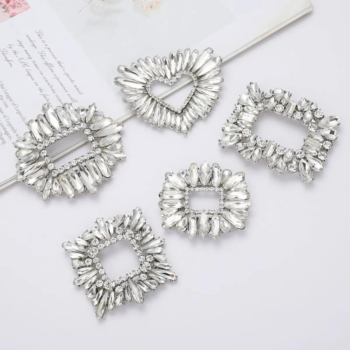 

Зажим-бабочка для обуви на высоком каблуке, 1 шт.