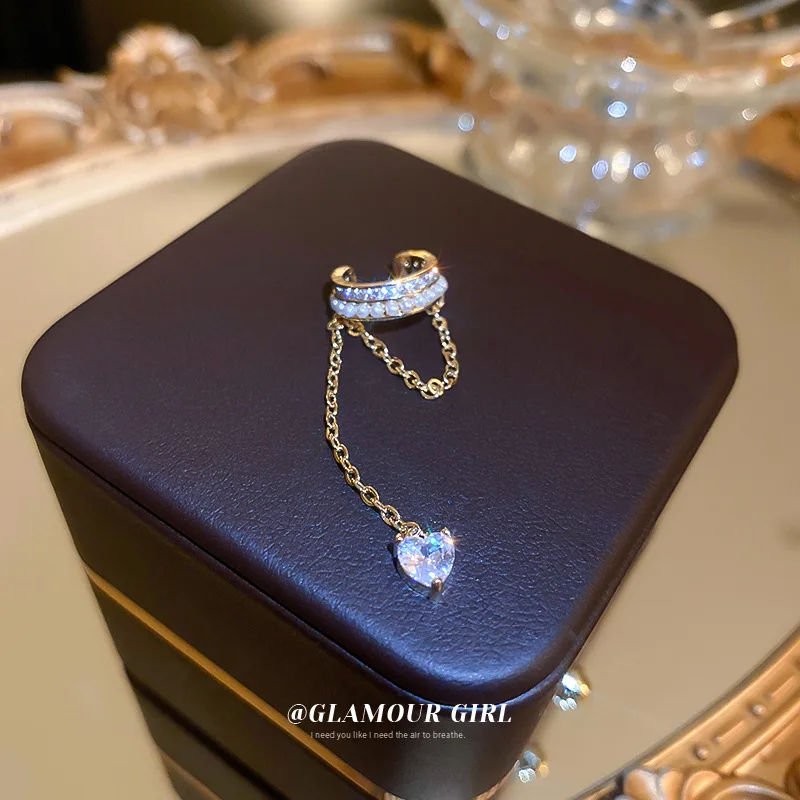

Genuine Gold Plated Pearl Zircon , Korean Non Pierced Ear Clip, Bone Fashion, Light Luxury, High Sense Earrings