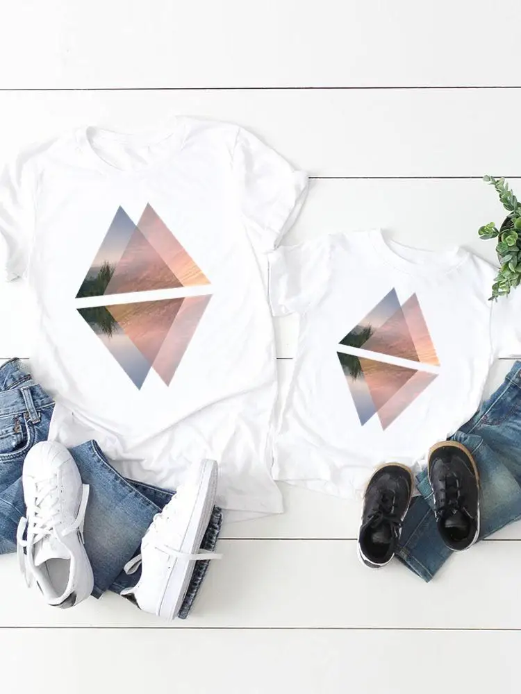 

90s Lovely Geometric Tee Women Child Kid Clothing Boy Girl Summer Family Matching Outfits Mom Mama Graphic T-shirt Clothes