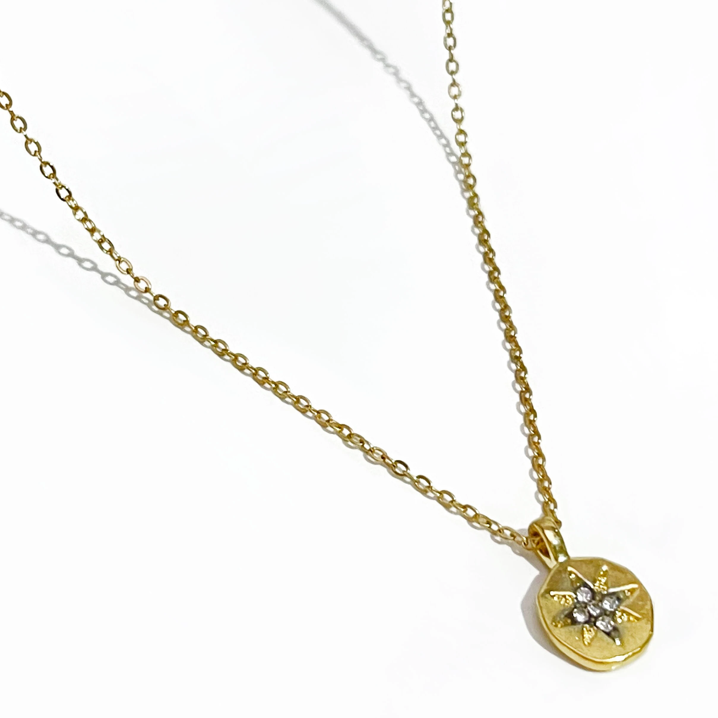 

Peri'sBox Delicate Crystal Starburst Coin Choker Necklace for Women Dainty Layered Chokers Boho Small CZ Disc Pendant Necklaces