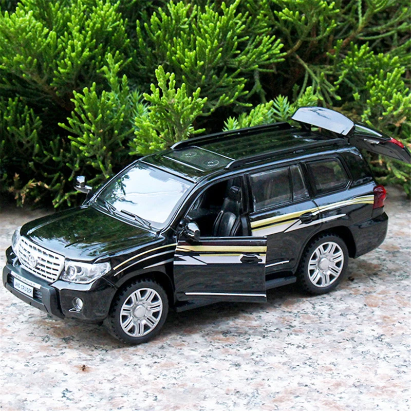 

Модель автомобиля TOYOTA Prado Land Cruiser SUV 1:32, литая металлическая модель внедорожника, имитация звука светильник, детская игрушка в подарок
