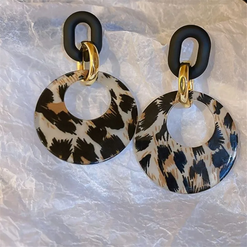 

Leopard Print Exaggerated Personality Resin Big Earrings Hollowed-out Geometry Temperament Ms. Party Gift