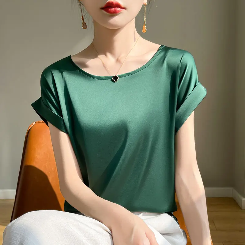 Новая летняя французская атласная скользкая женская футболка с короткими