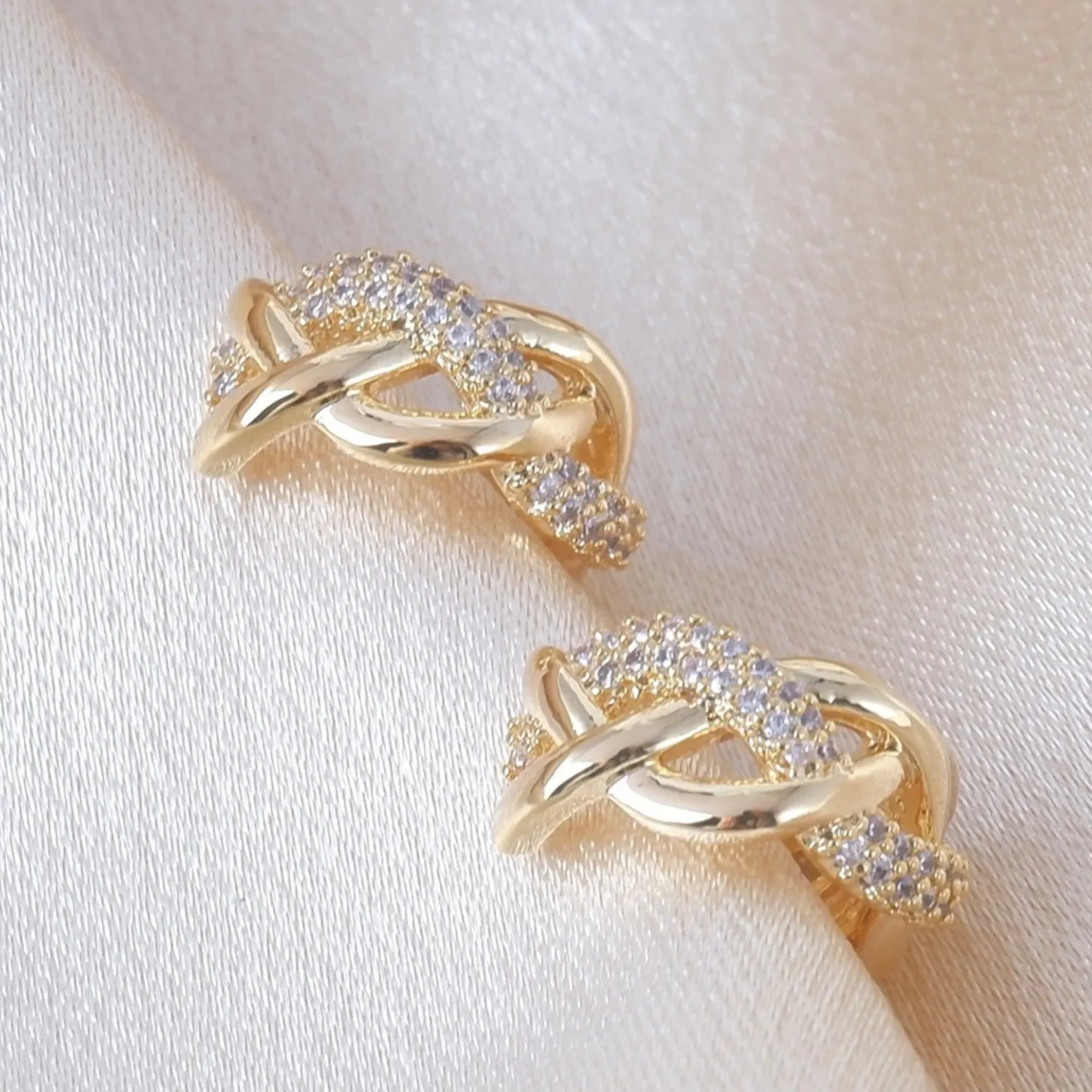 Женские Двухцветные плетеные серьги из серебра S925 пробы с геометрическим