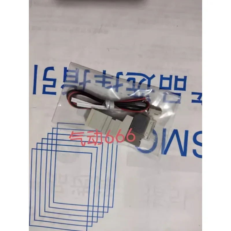 Электромагнитный клапан SMC SY114A-5LOU-Q SY114A-5MOZ-Q SY114-5LOZ-Q