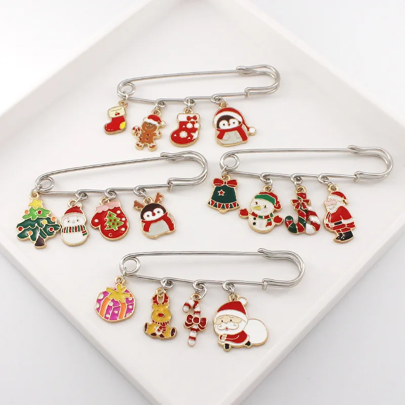 

Creative Cartoon Santa Claus Snowman Enamel Pin Gloves Elk Crutches Fringe Brooch New Year Party Jewelry Gift for Friends Childs