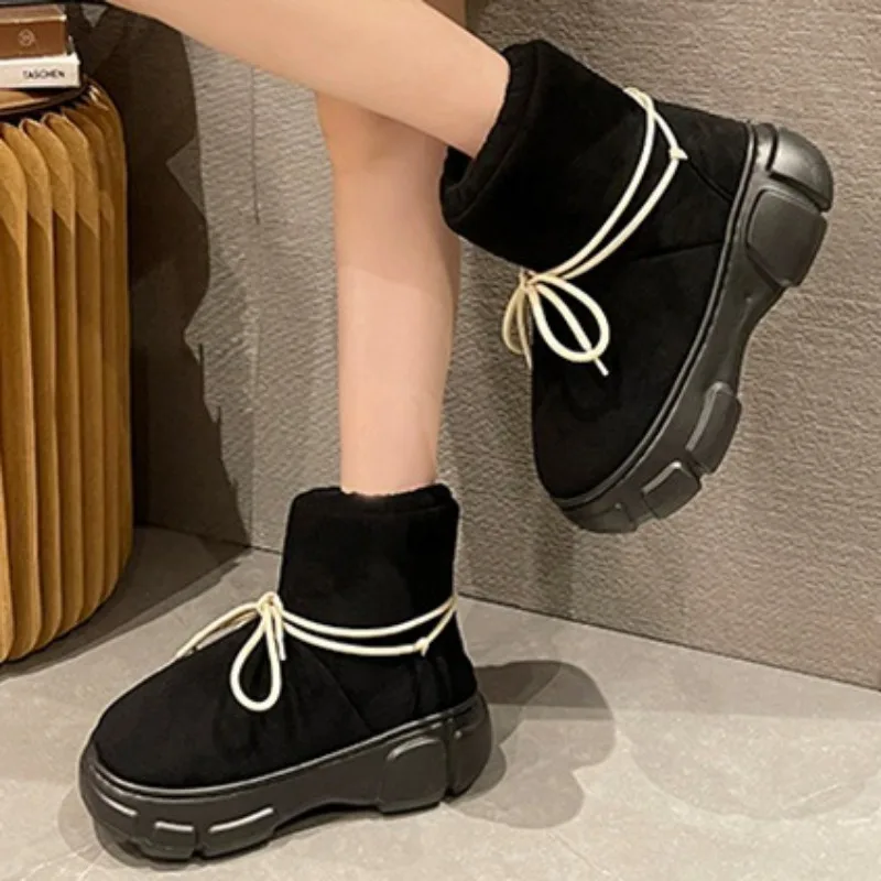 Женские уличные зимние ботинки теплые меховые на высокой толстой подошве