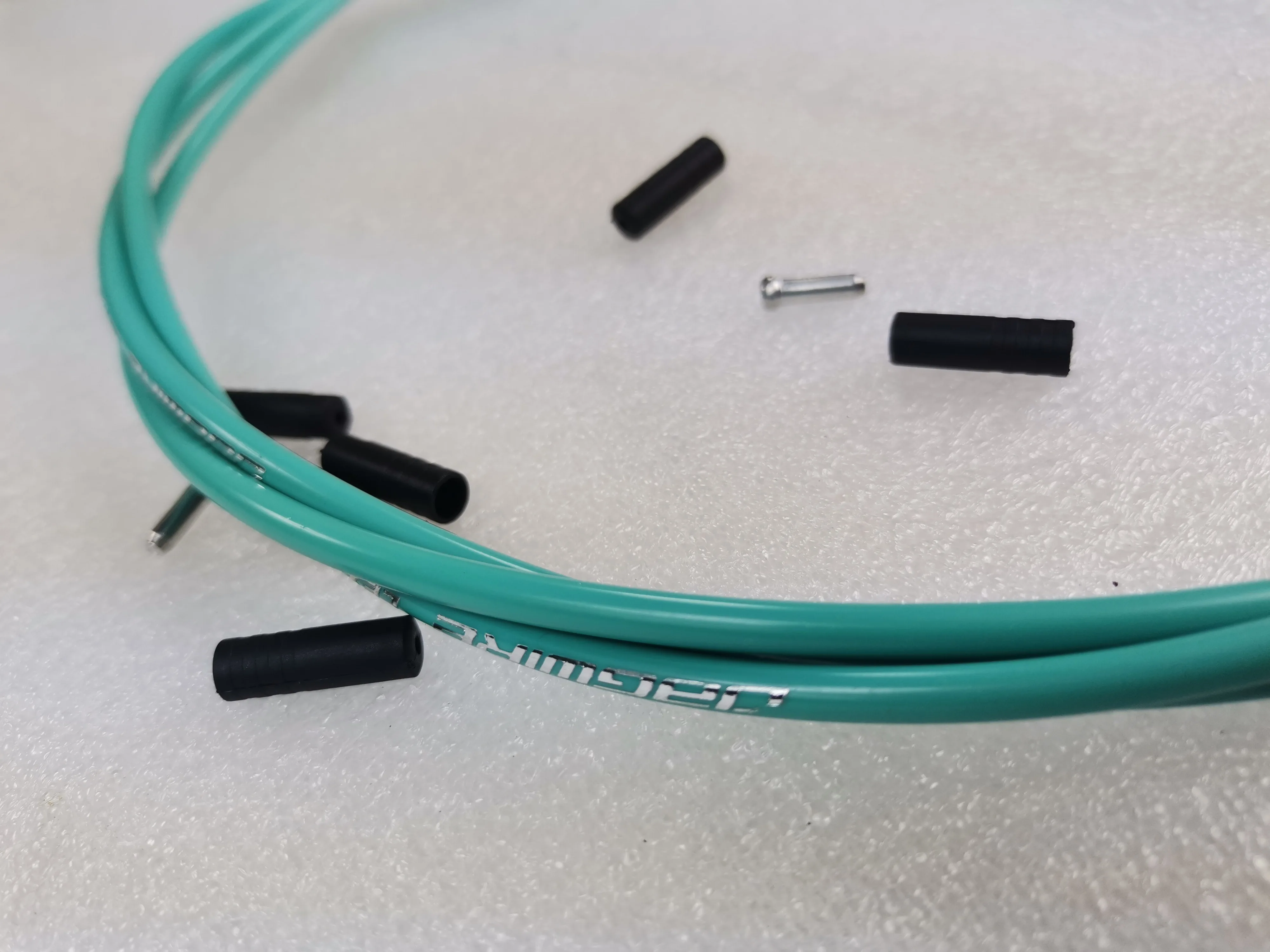 Фото JAGWIRE Slick-Lube L3 Liner LEX SL КОМПЛЕКТ КАБЕЛЯ КОРПУСА ПЕРЕДАЧ DERAILLEUR ПЕРЕДАЧ ДЛЯ SHIMANO SRAM 2M BIANCHI CELESTE ЦВЕТ №1