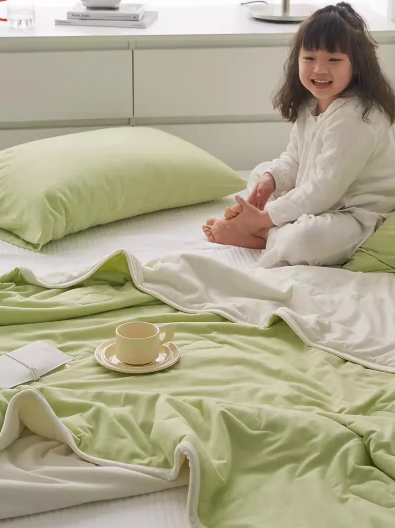 Простой летний прохладный комплект хлопкового одеяла в черно-белую полоску из