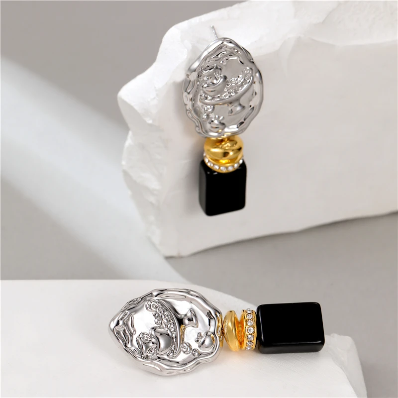 Europe And The United States Trend New Copper Metal Luxury Earrings For Women Fashion Design Sense Girl Jewelry Gift