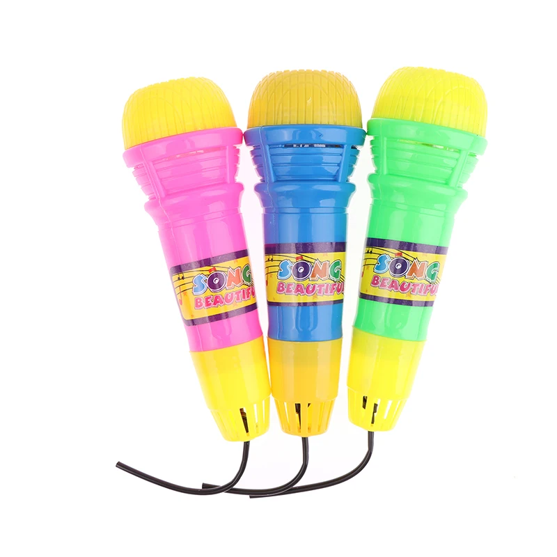 Реквизит с имитацией микрофона