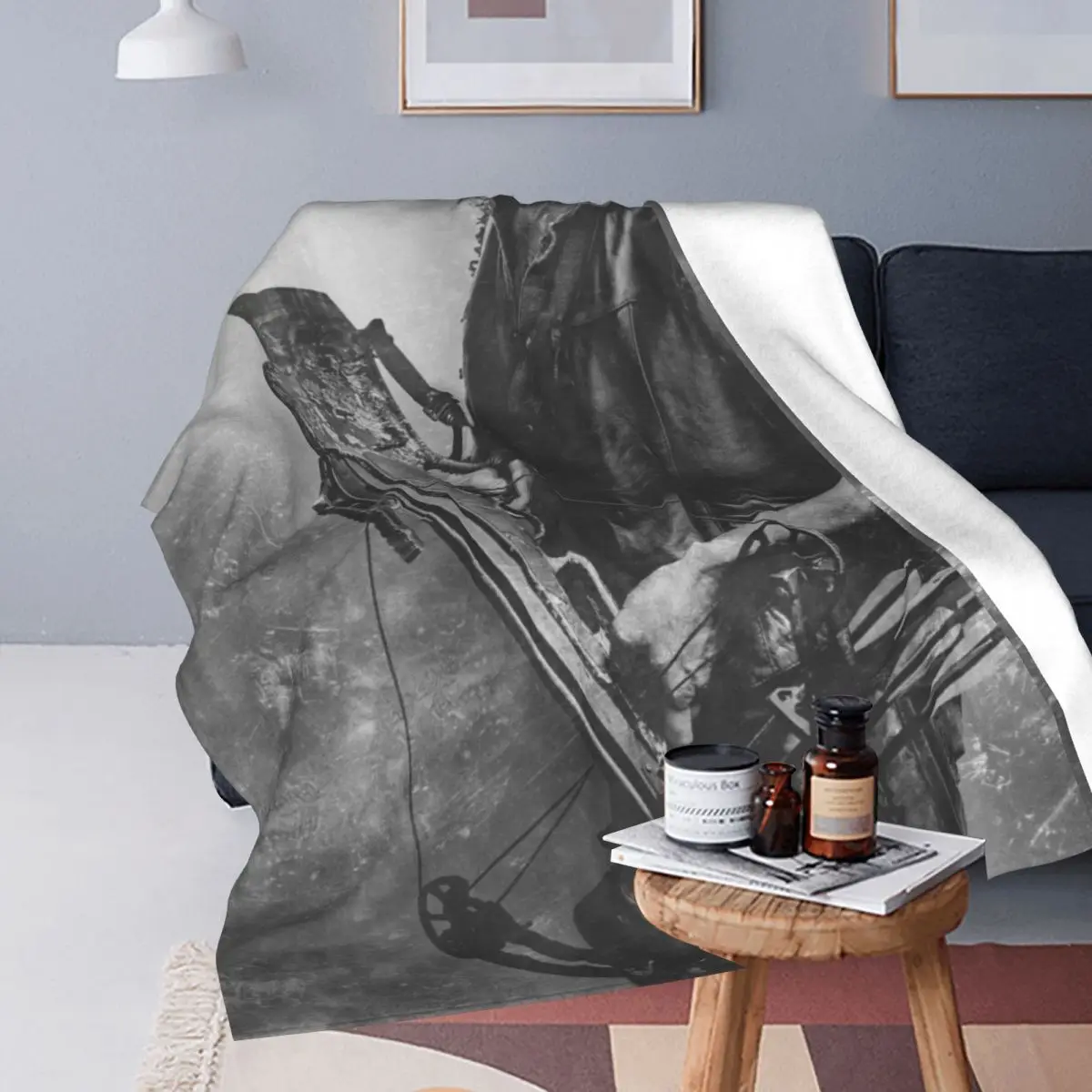 Одеяло Ходячие мертвецы Дэрил Диксон микрофлисовое одеяло четыре размера модное