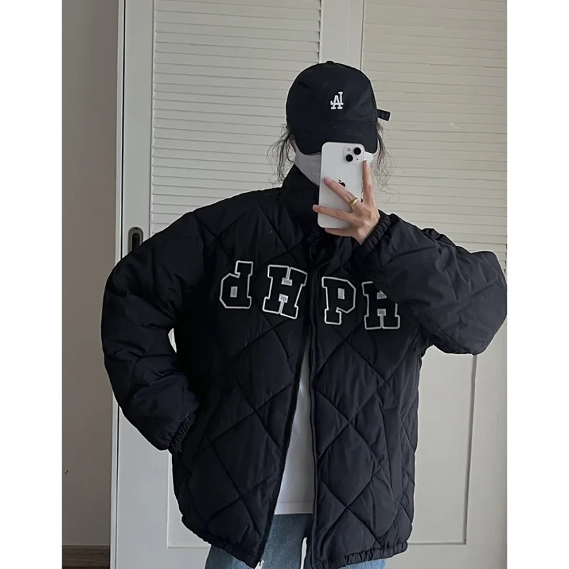 Женский зимний пуховик с вышивкой и защитой от ветра