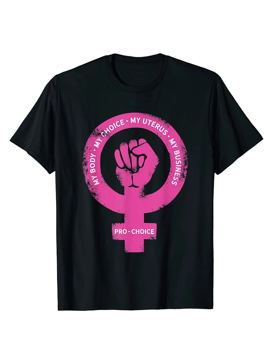 

Женская футболка с коротким рукавом и надписью «My Body My Choice»