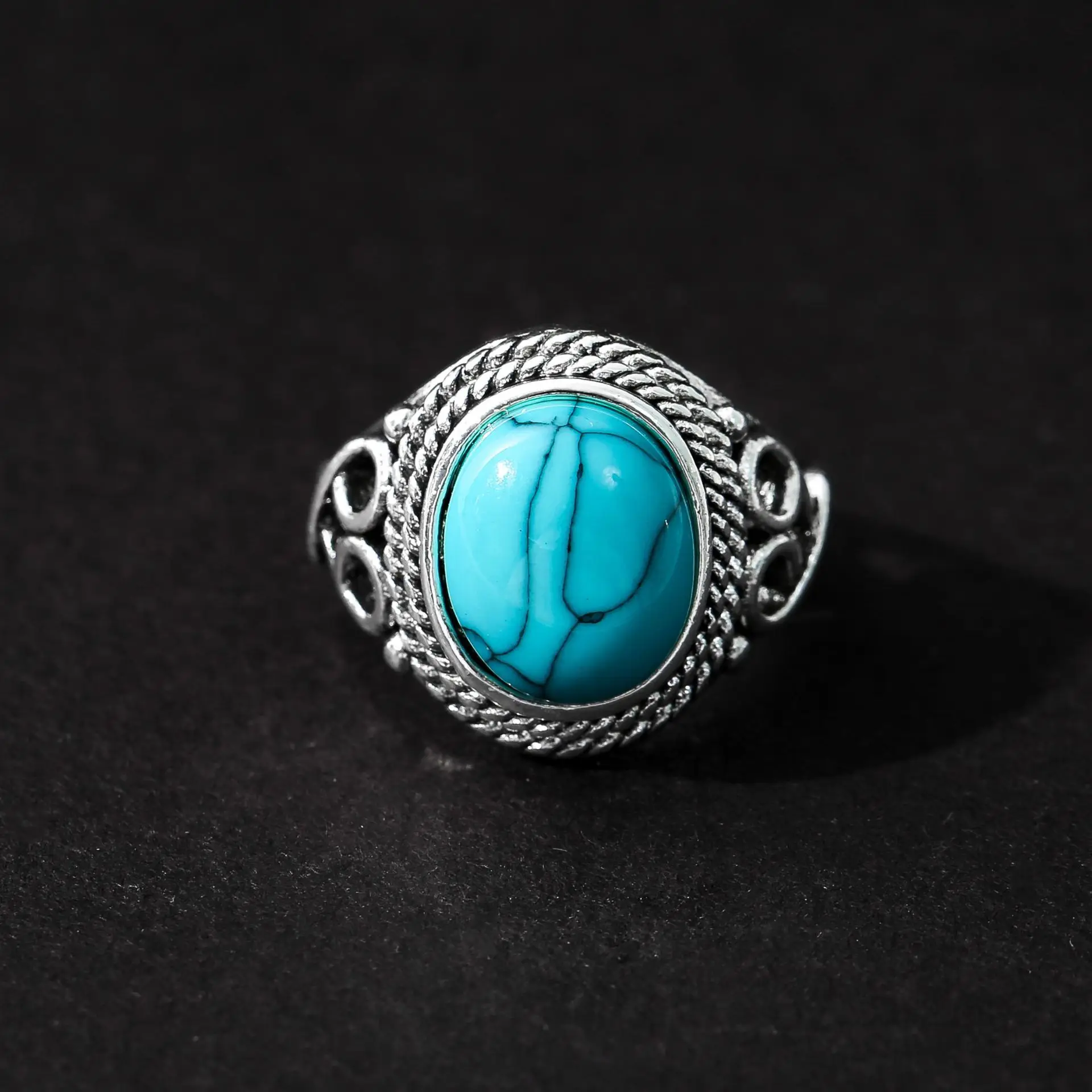 

Classic Antique Plated Vintage Stone Ring Fashion Jewelry Turquoises Finger Rings Women Men Wedding Party Jewelry