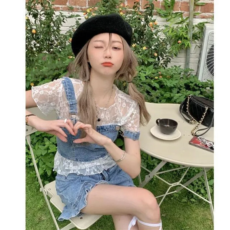 

Three suits 】 【 design feeling outside niche denim vest + lace up + high waist leisure in blue shorts