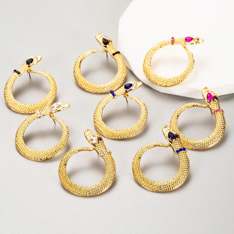 

New Punk Gold Vintage Snake Earrings for Women Round Stud Earrings Trend Fuchsia Crystal Jewelry