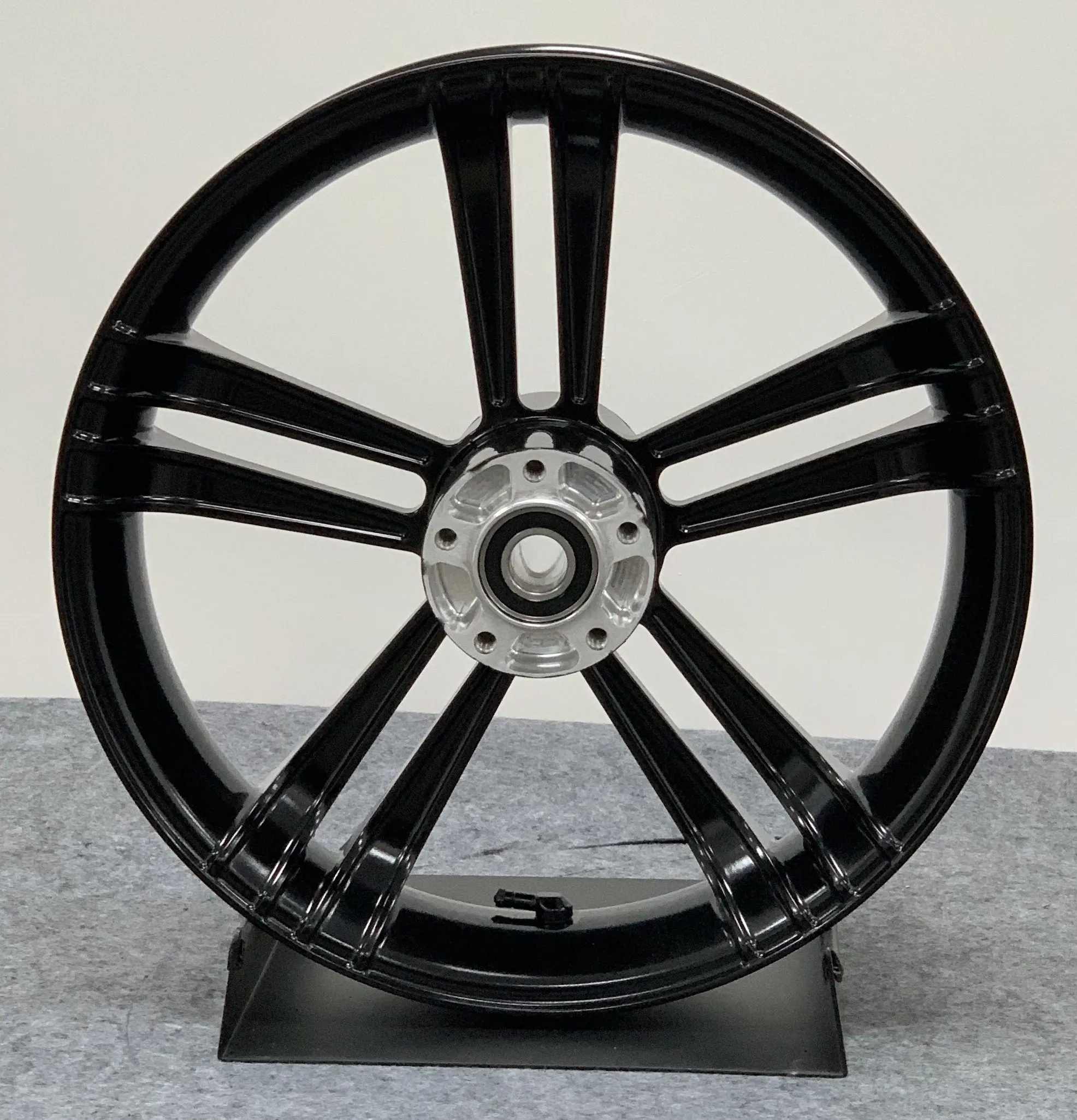 Фото Комплект кованых дисков Davidson Sportster S 16x3.5 16x5.0 из алюминия 6061-T6 с ЧПУ, производство Китай №5