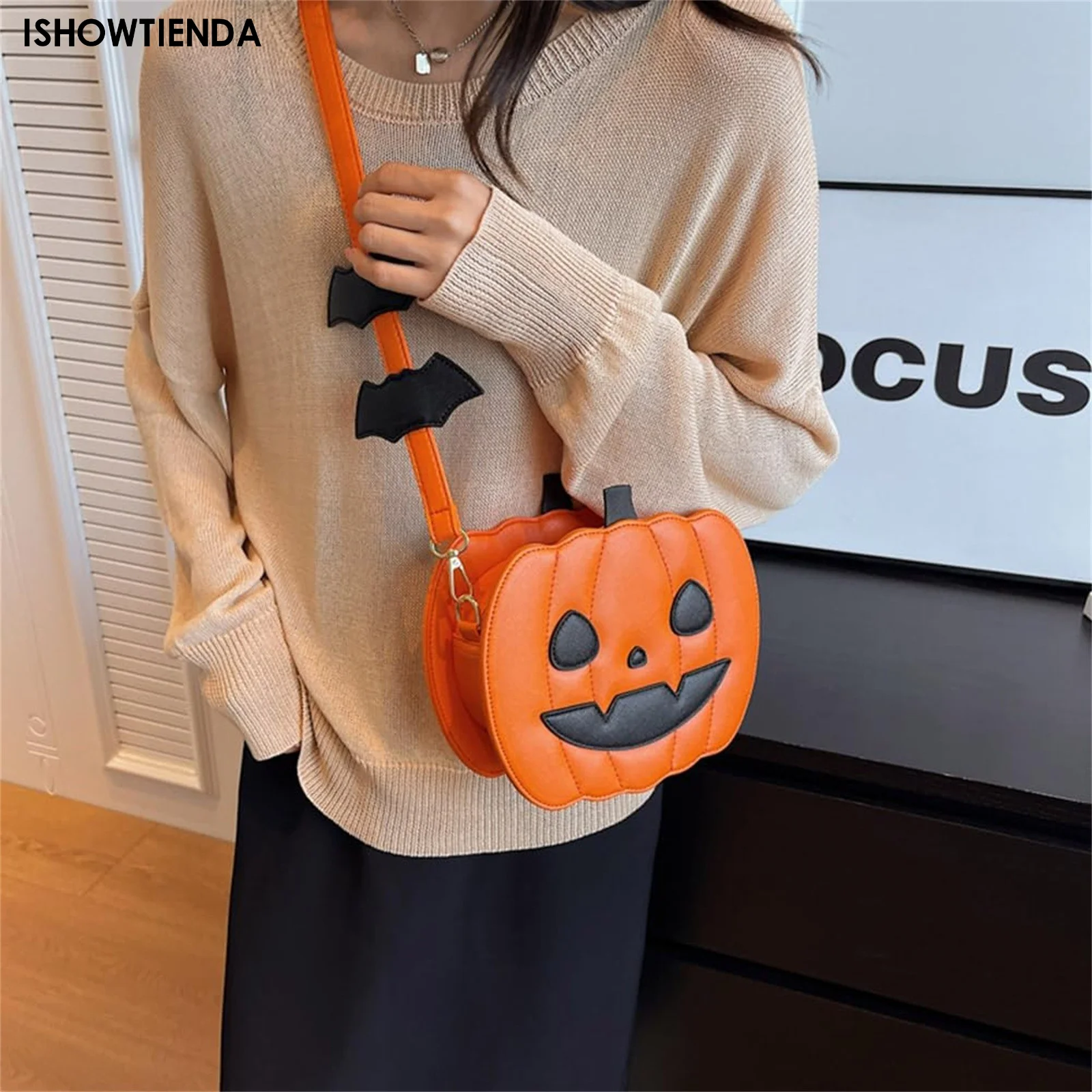 

Women Pumpkin Crossbody Bag Pu Leather Pumpkin Shoulder Bag With Zipper Adjustable Strap Halloween Funny Bag Demon Messenger Bag
