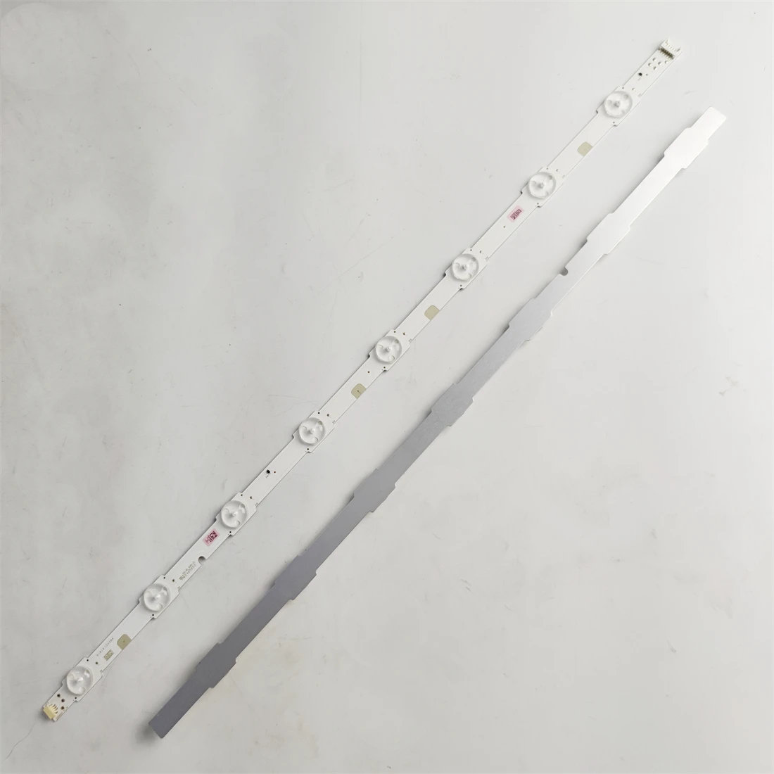 Фонарь для подсветки 7/8 лампа LB49020 V0 _ 04 V1_04