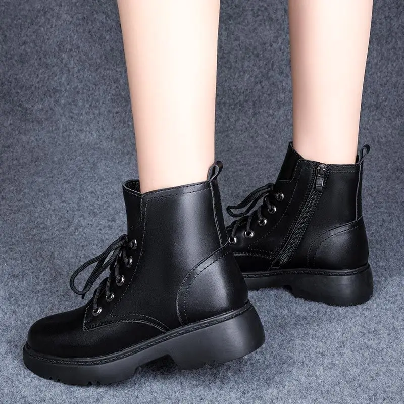 2022 New Arrival Women Black Booties Mid-heel Fashion Ladies Soft Leather Ankle Boots Autumn Winter Female British Boots Girls