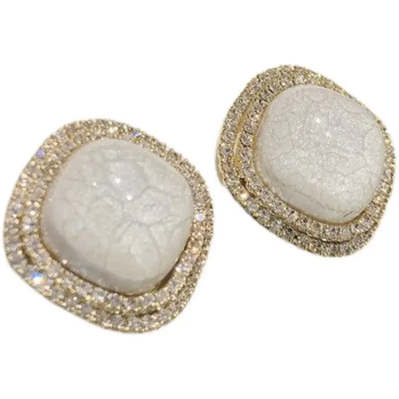 Высококачественные серьги из синтезационного циркония сплава во французском