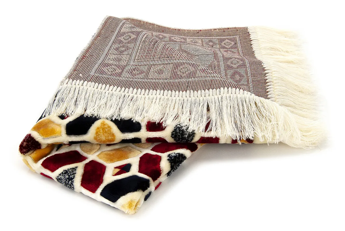 IQRAH Carpet Type Thick Special Lux Velvet Prayer Caravanserai-Red