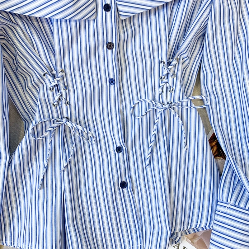 Новинка лета 2024 небольшая свежая модная пикантная полосатая рубашка облегающий