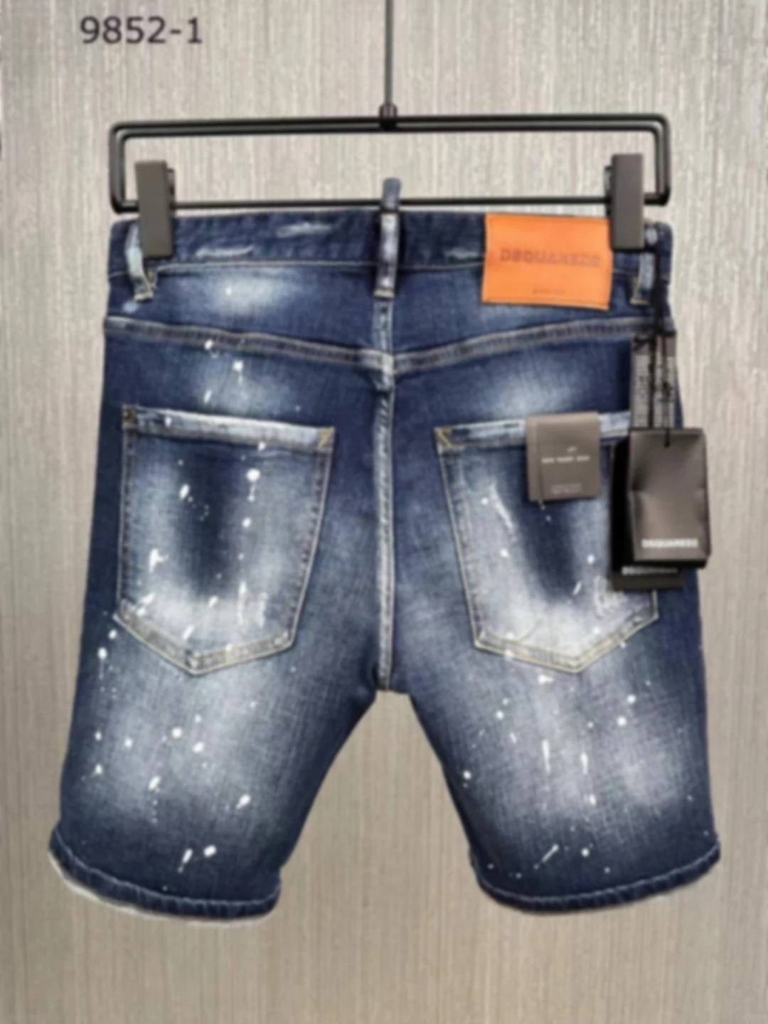 2023 new D2 jeans men's slimming wash light color printed jeans shorts fashion slimming micro elastic D2 quarter pants