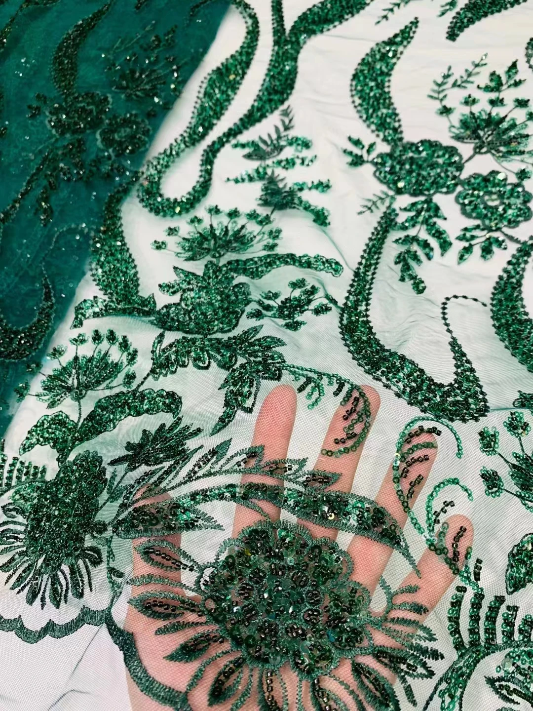 Новое популярное стильное кружевное платье с блестками и вышивкой бисером