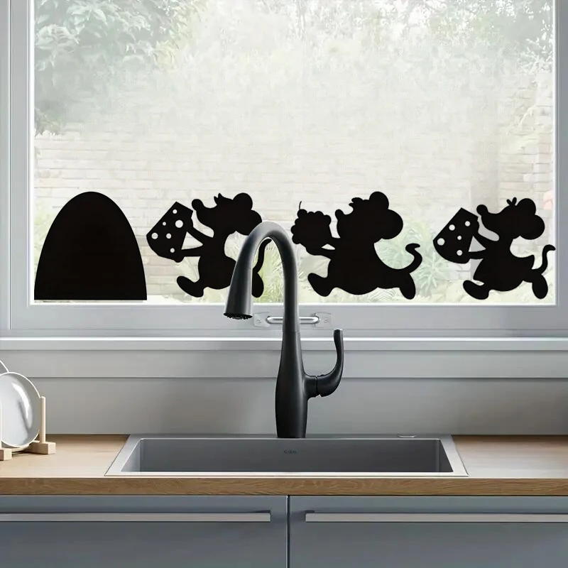 

Водостойкая наклейка с мышью и крысой