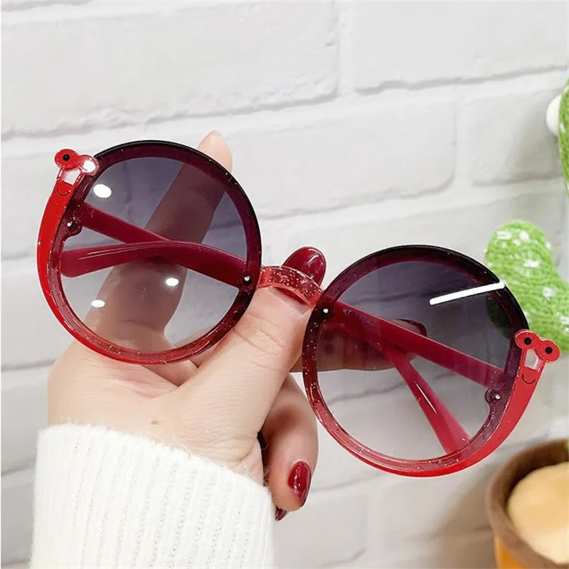 

NEW Children Sunglasses Carnation Snail Sun Glasses Kids Gradient Anti-UV Spectacles Round Frame Eyeglasses Ornamental A++