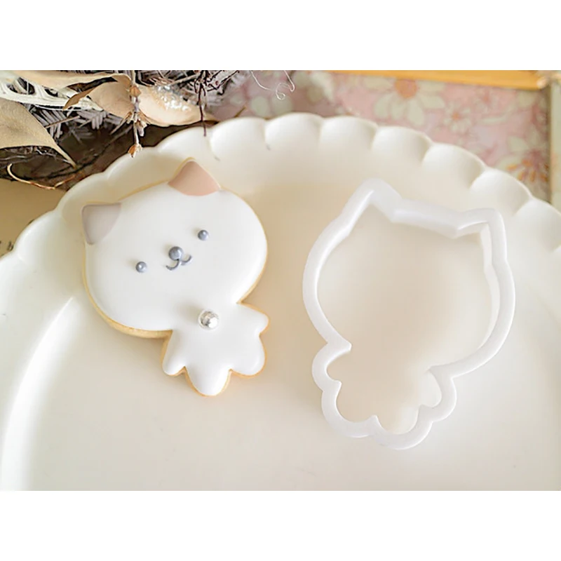 Cute Baby Bear Rabbit Cat Cookie Mold Biscuit Fondant Cutter Plastic DIY Home Baking Mould for Icing | Дом и сад