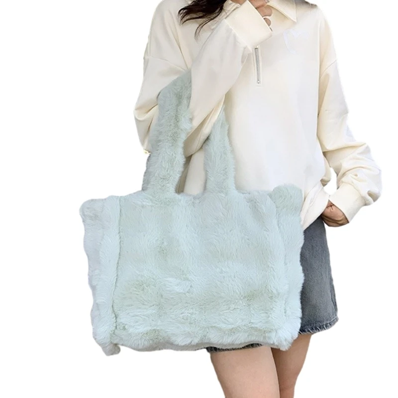 

Ladies Plush Shoulder Bag Large Capacity Underarm Bag Soft Plush Underarm Bag Handbag Shopping Bag for Autumn and Winter