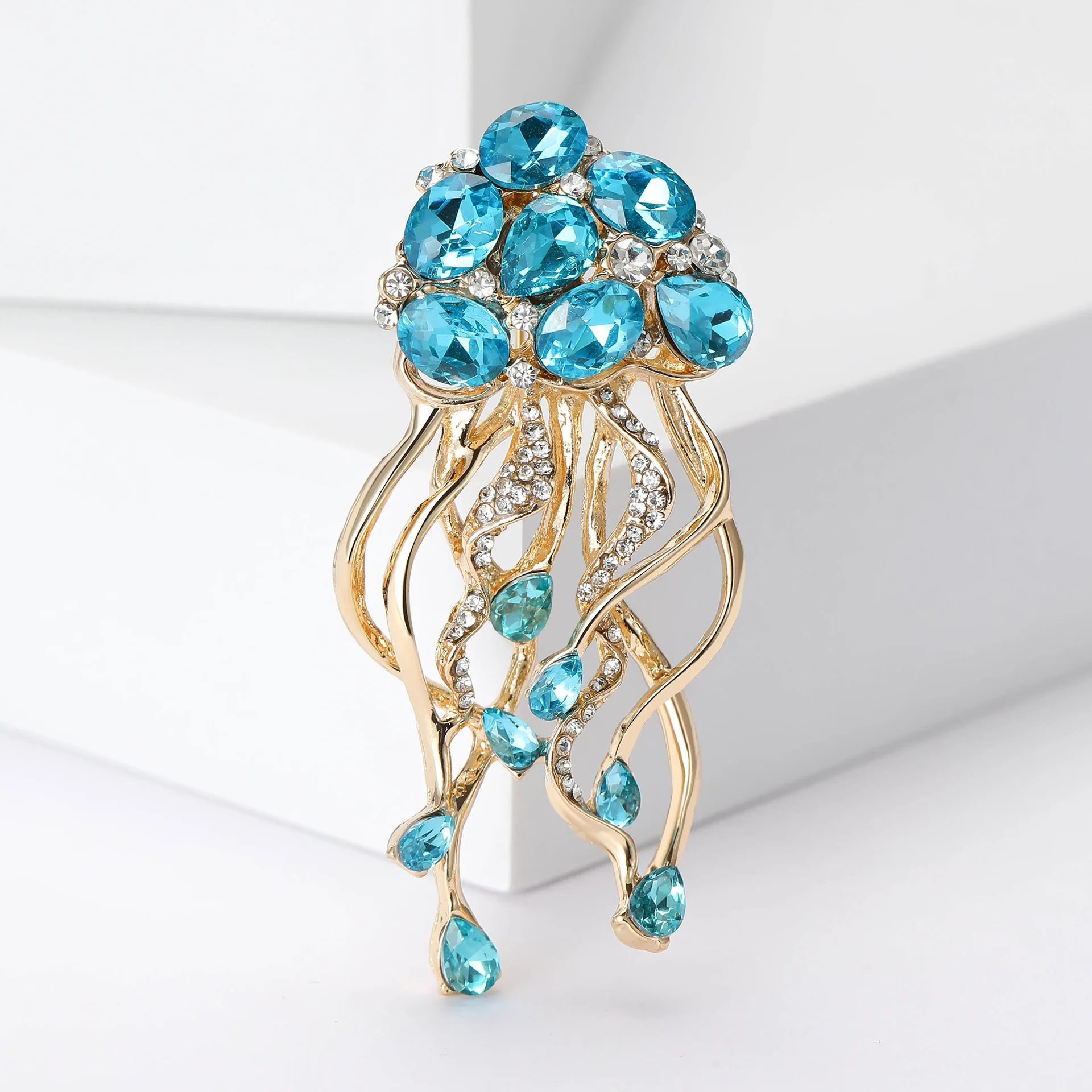 Роскошная нежная брошь в виде медузы со стразами женская креативная